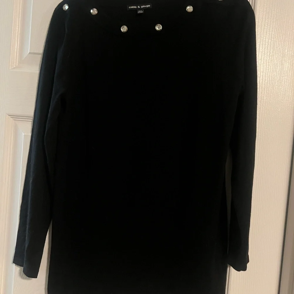Cable & Gauge Elegant Black Knit Top - Picture 2 of 2